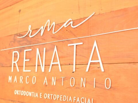 Sobre - Renata Marco Antônio